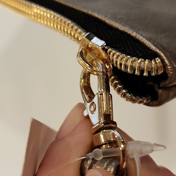 Clutch / makeup bag. - Picture 5 of 6